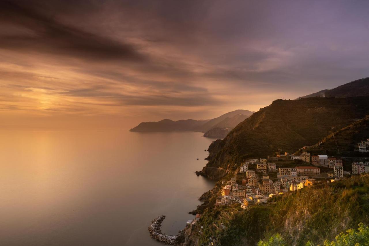 Sotto Sale-5 Terre Affittacamere Riomaggiore Luaran gambar
